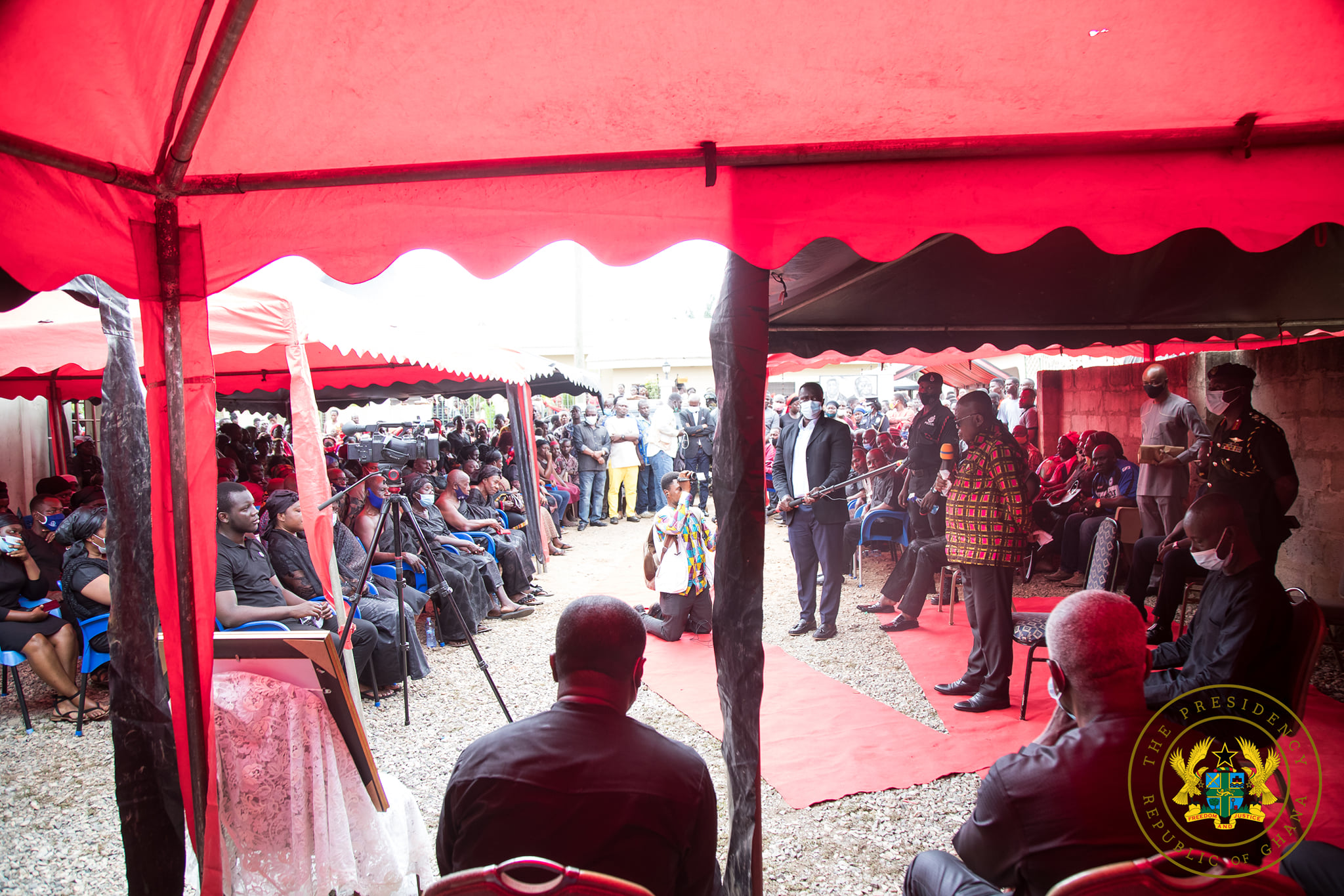 Akufo-Addo condoles with Ekow Hayford family