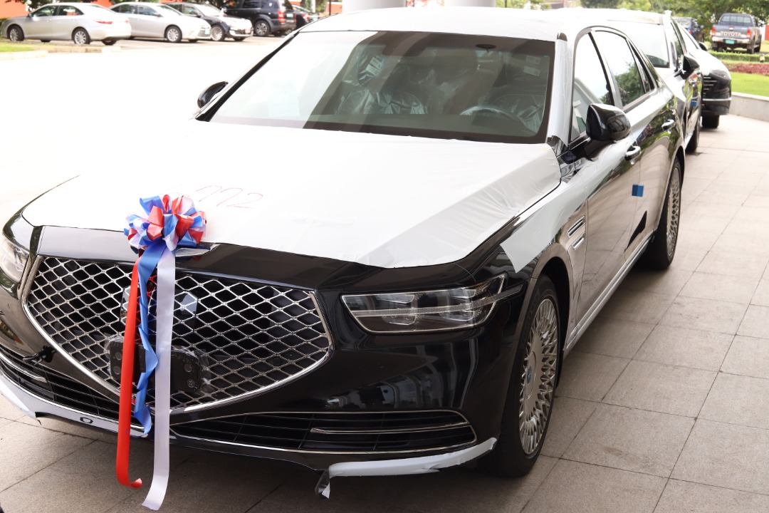 Korea donates five vehicles to Foreign Ministry