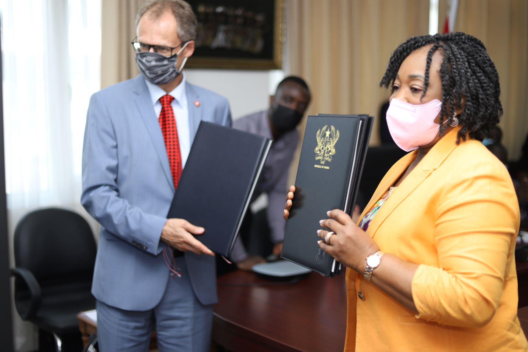 Ghana and Switzerland sign agreement on climate protection
