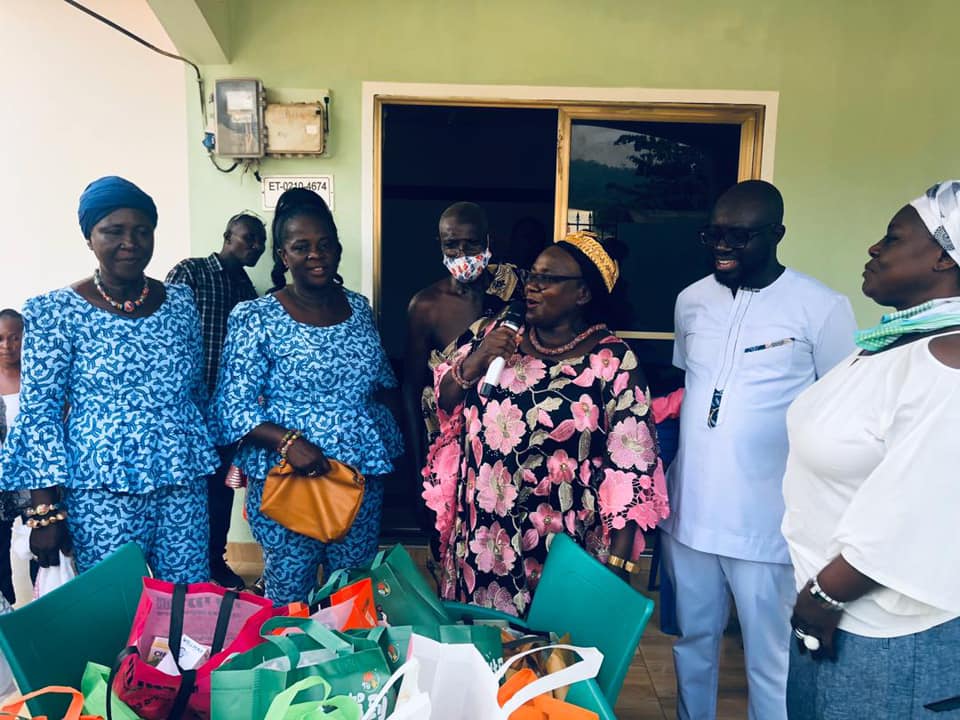 Awuah Dankwa Education Foundation fetes widows, orphans and aged in Bomaa