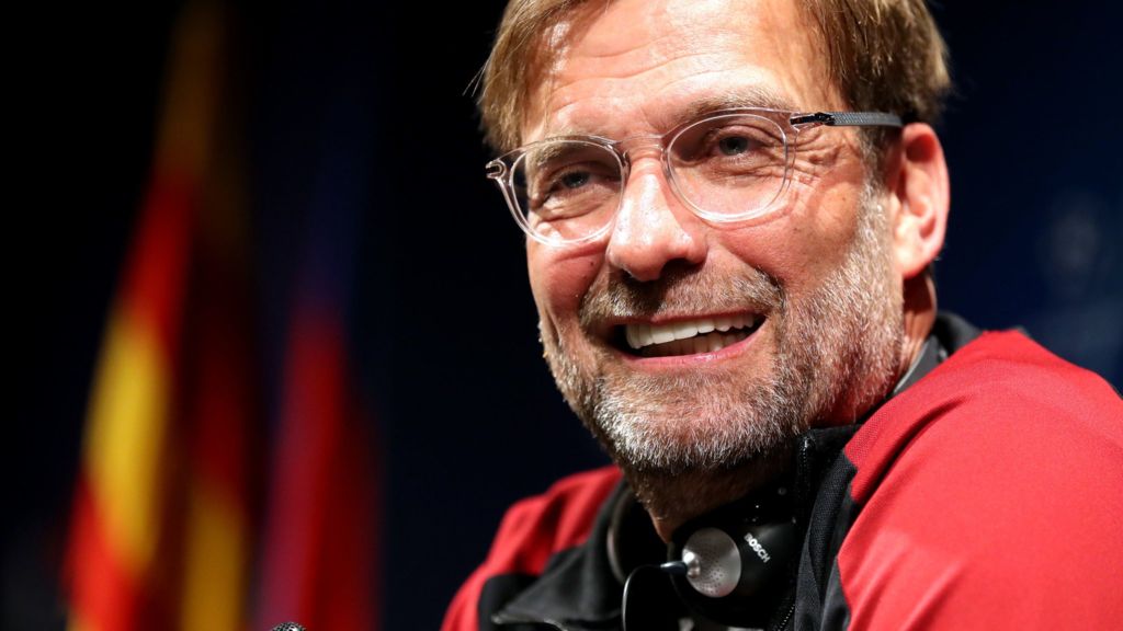Top 10 highest paid football managers