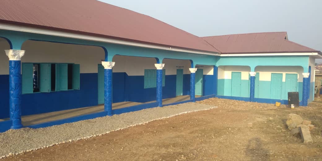 Asuom school