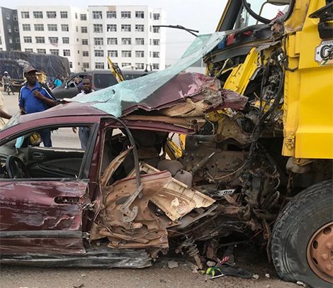 One killed as Tipper Truck crashes into Ashiaman toll booth