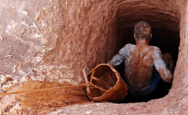 Galamsey pit kills 3 persons at Akyem Apenamang