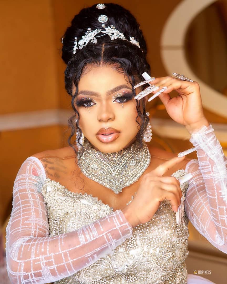 I can’t date a broke guy – Bobrisky