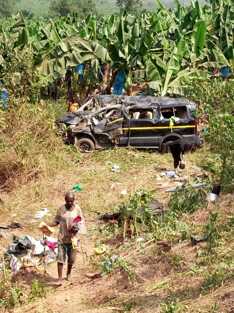 2 police officers die in collision