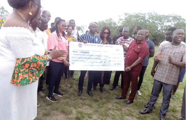 Akyem Oda MP distributes his share of assembly funds to electoral areas