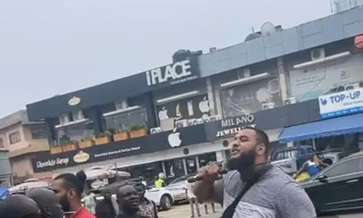 Police pursue Lebanese who threatened to cut neck of Ghanaian