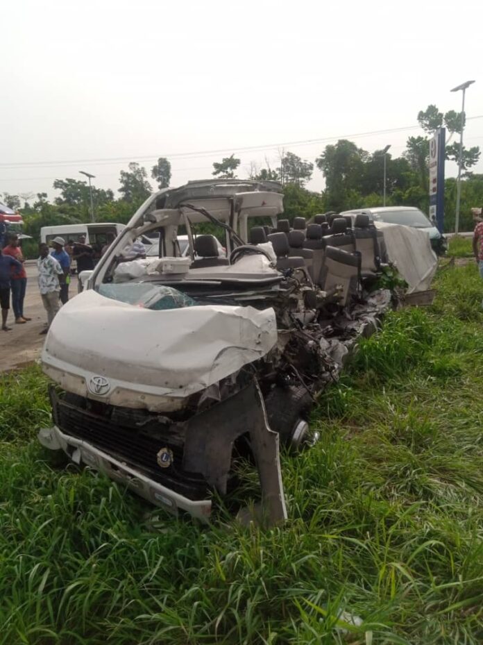 5 perish in road crash at Bunso
