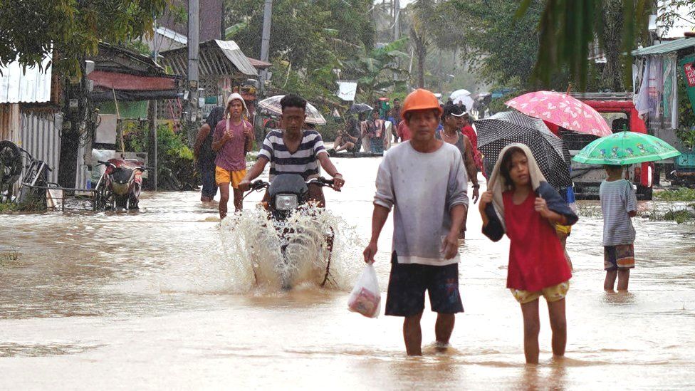 Tropical Storm Megi: 25 killed in Philippines tropical storm