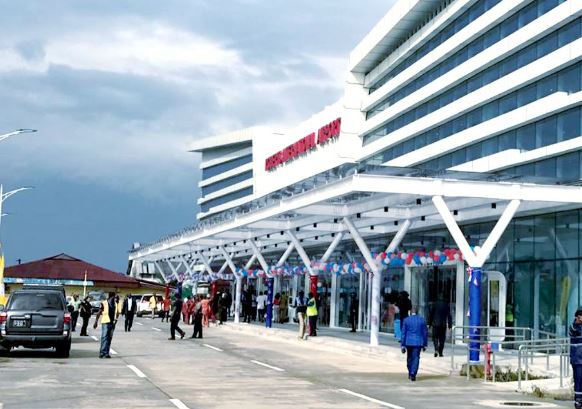 Liberia airport boss sacked over low fuel and dark runways