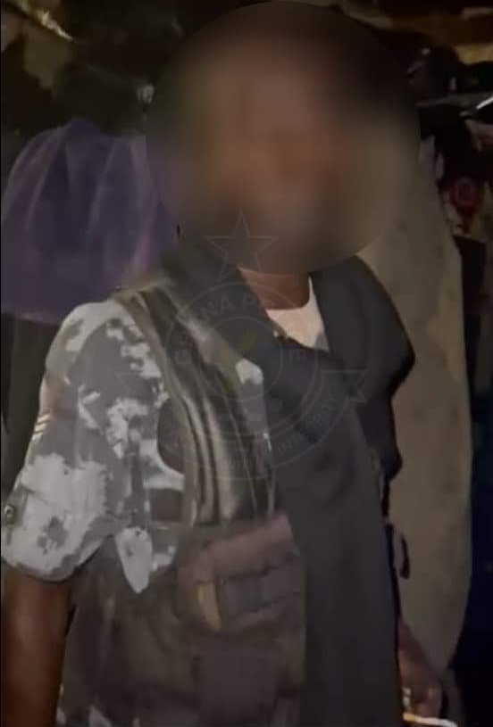 Police Sergeant filmed smoking interdicted