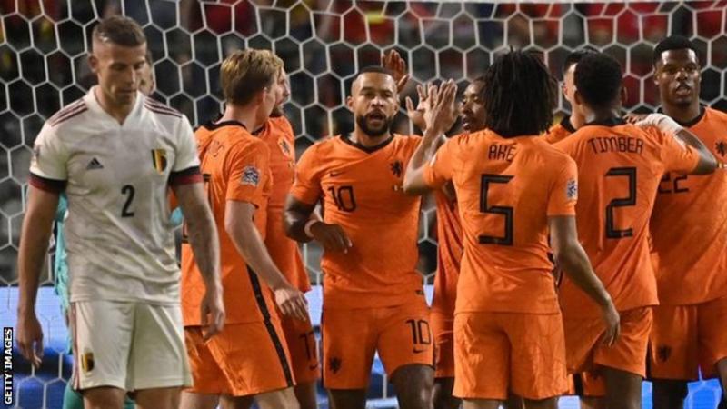 Netherlands thrash Belgium after Lukaku injury