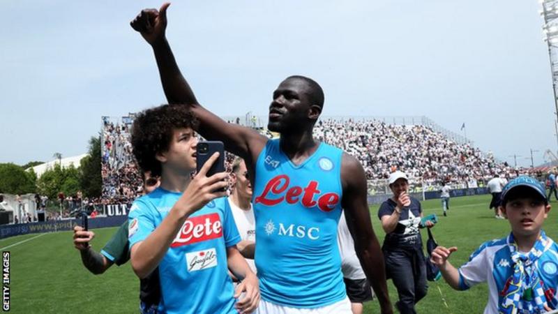Koulibaly set to join Chelsea on four-year deal