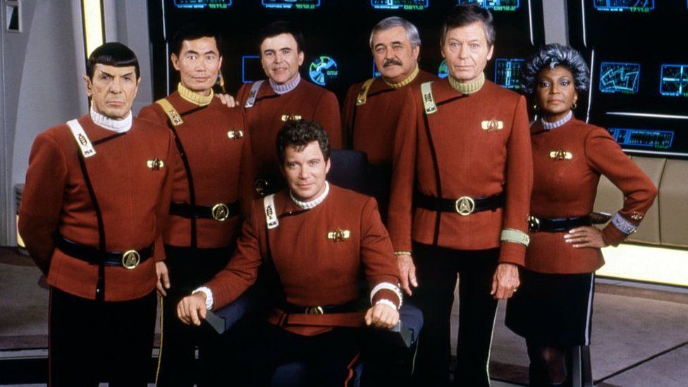 Trailblazing Star Trek actress Nichelle Nichols dies at 89