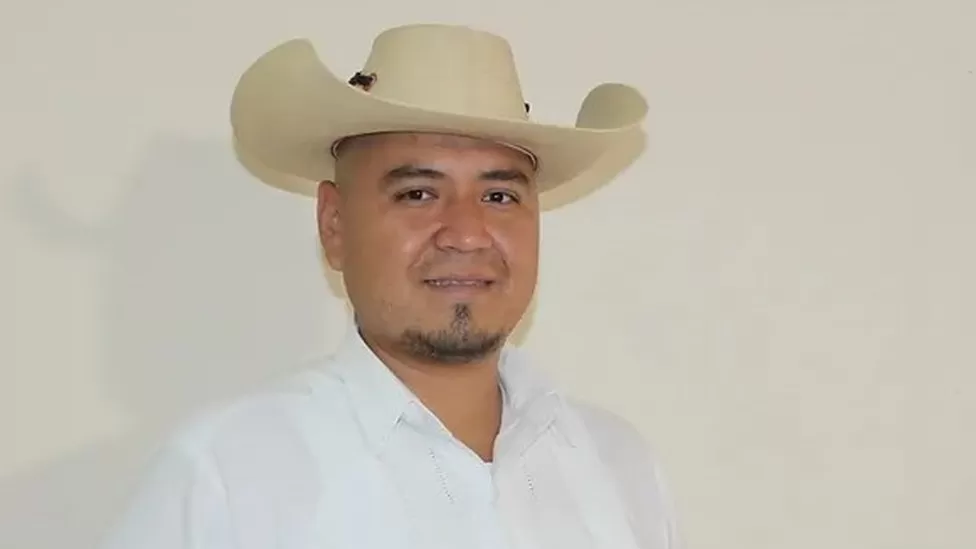 Mexico mayor assassinated in town hall massacre