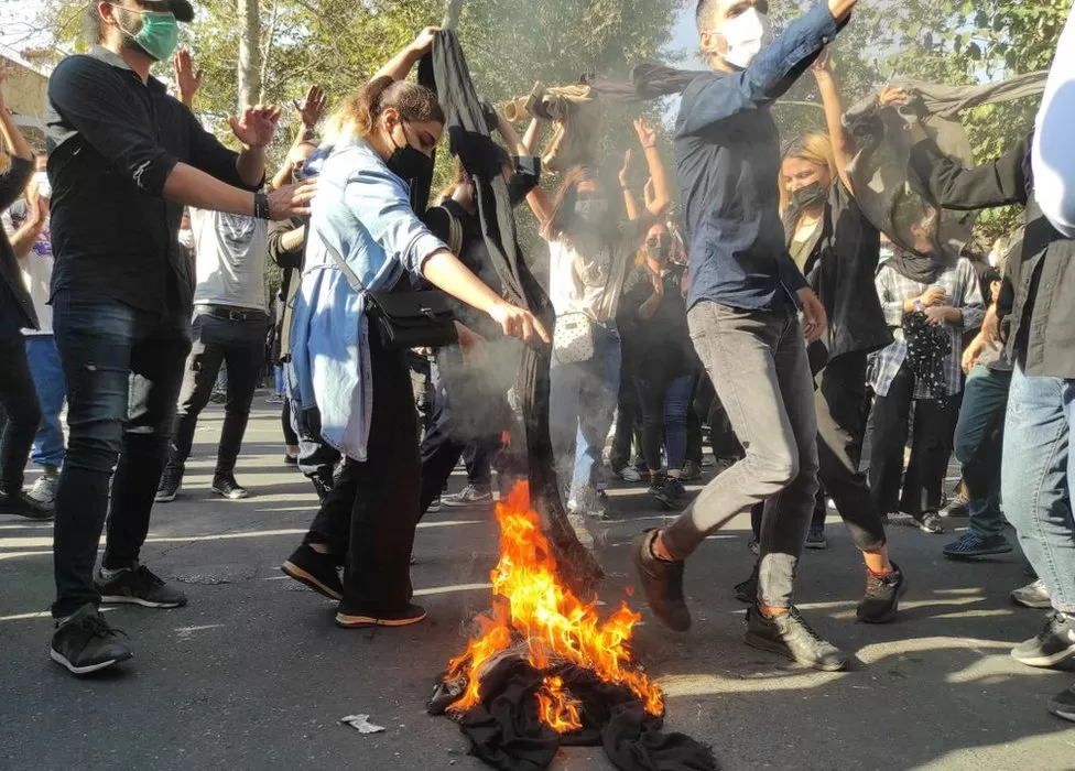 Students trapped amid clashes in Tehran