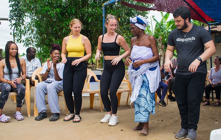 Ghana’s Woshishije Cultural Group Organises Dance Workshop for International Students