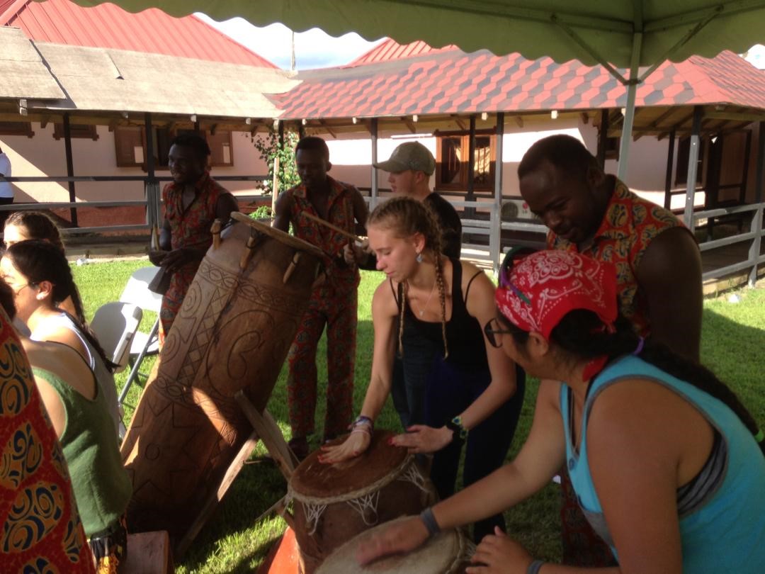 Woshishije Cultural Group Dazzles International Student with Ghanaian Dances