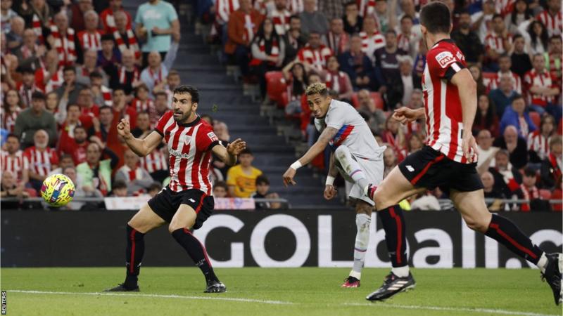 Raphinha strike restores Barcelona’s nine-point lead
