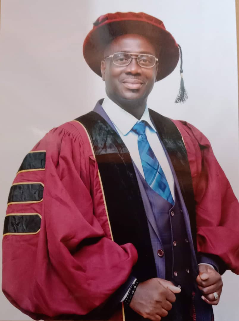 Dr Gabriel Akakpo