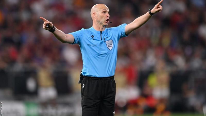 Referee body condemns abuse directed at Anthony Taylor