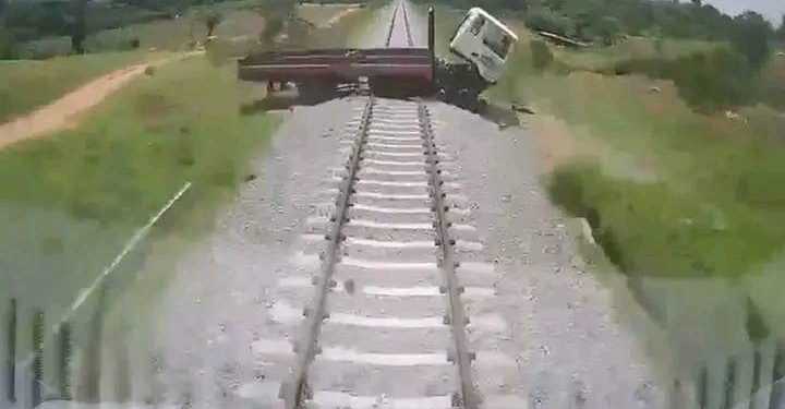 Driver of truck involved in new train accident jailed 6 months