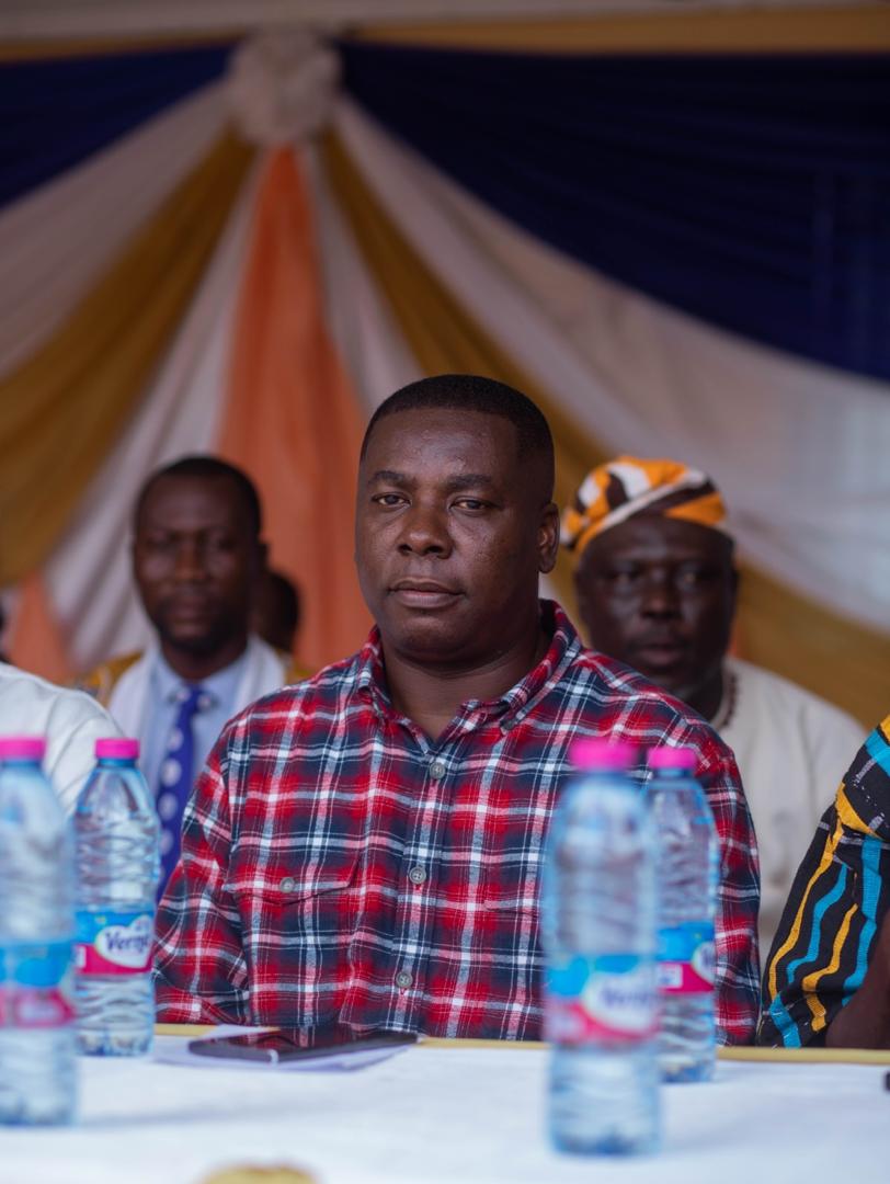 Gideon Boako supports 50 apprentices in Tano North with GH¢1,000 each as seed money