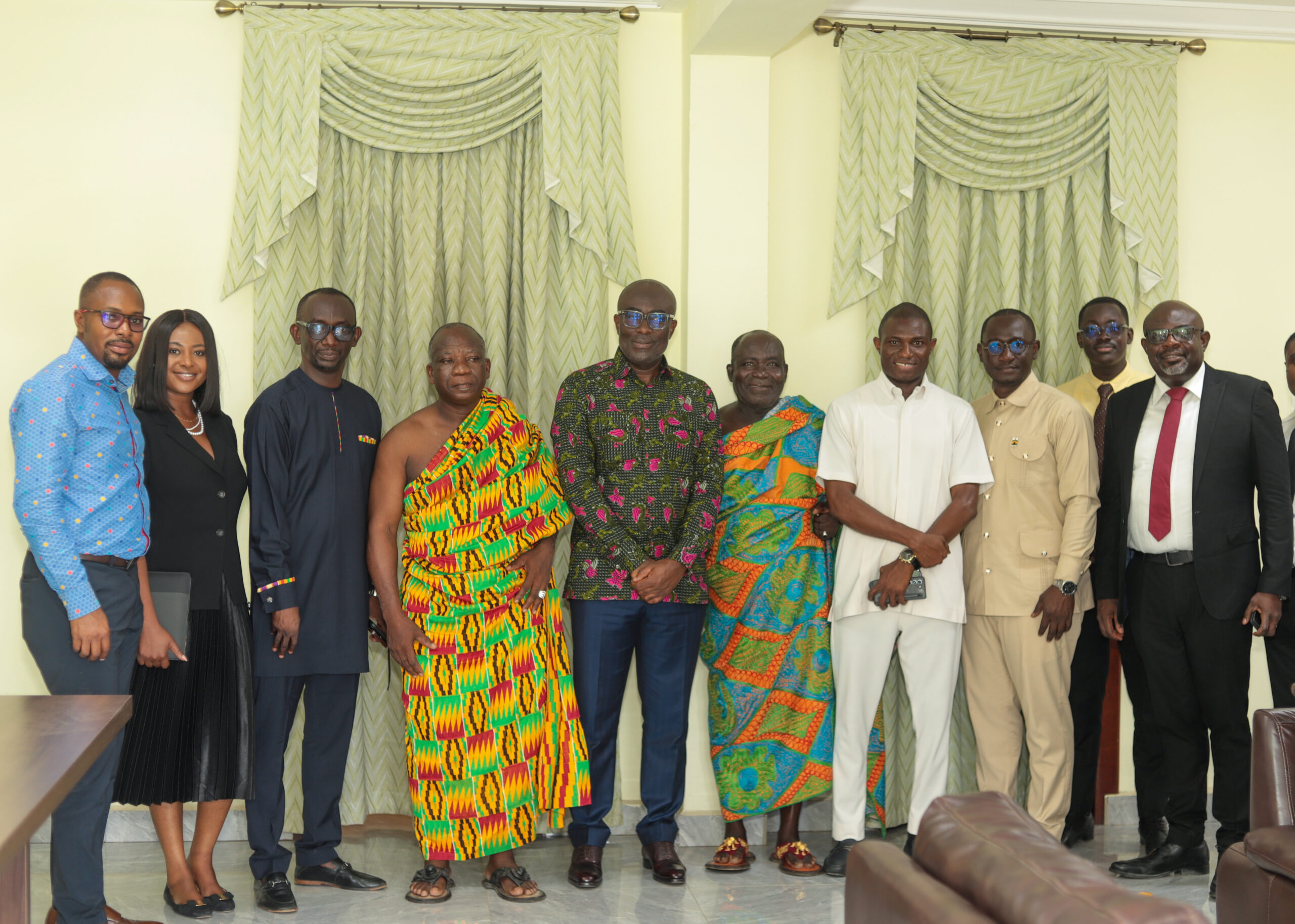 GNPC CEO visits Western Region House of Chiefs