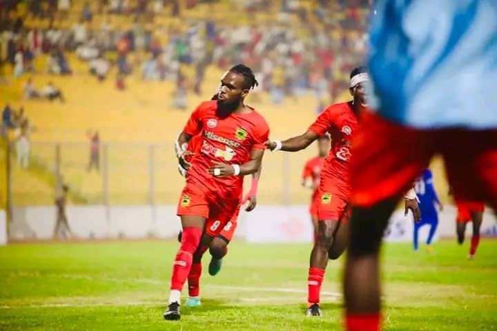 Asante Kotoko show supremacy over Hearts of Oak in Super Clash