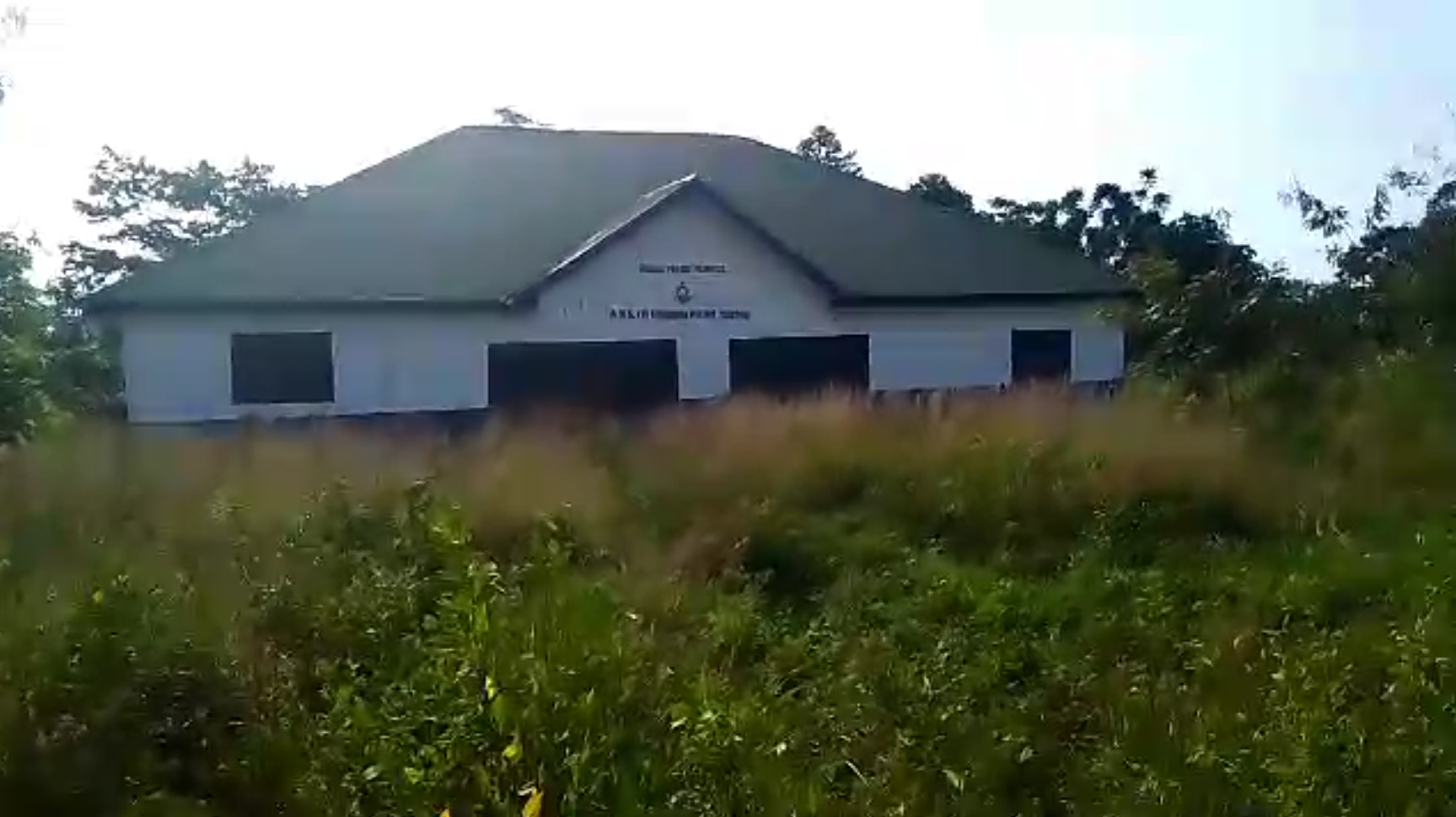 Police station left to rot in bush at Assin Bediadua