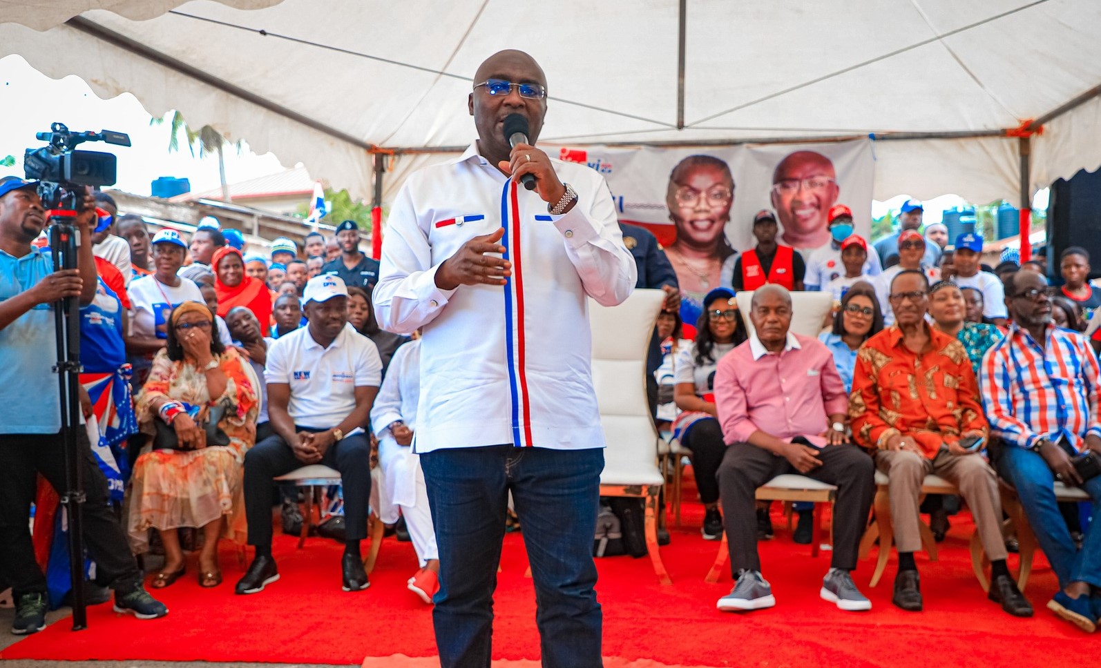 Vote for a tear-rubber brand-new president, not a second-hand failed president – Bawumia