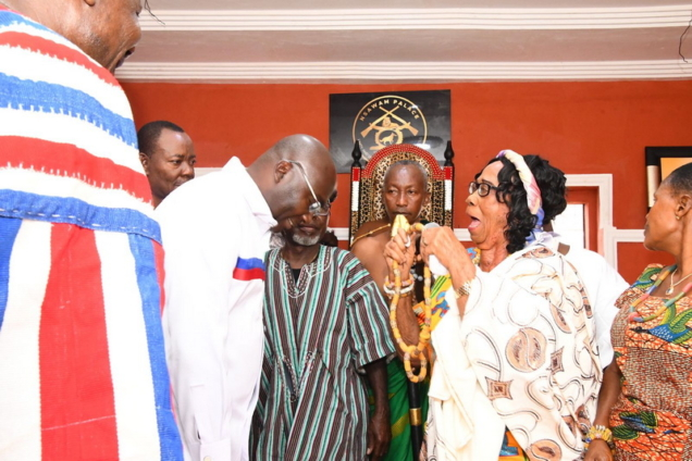 Bawumia enstooled ‘Ntentankesehene’ for visionary digital leadership
