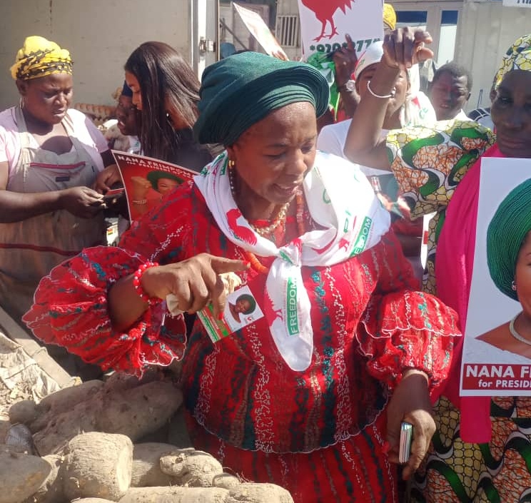 CPP Presidential Candidate, Nana Frimpomaa storms Nima market with campaign