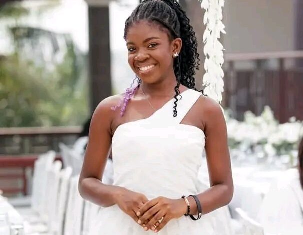 VIDEO: Speeding trotro crashes 3rd year KNUST student to death