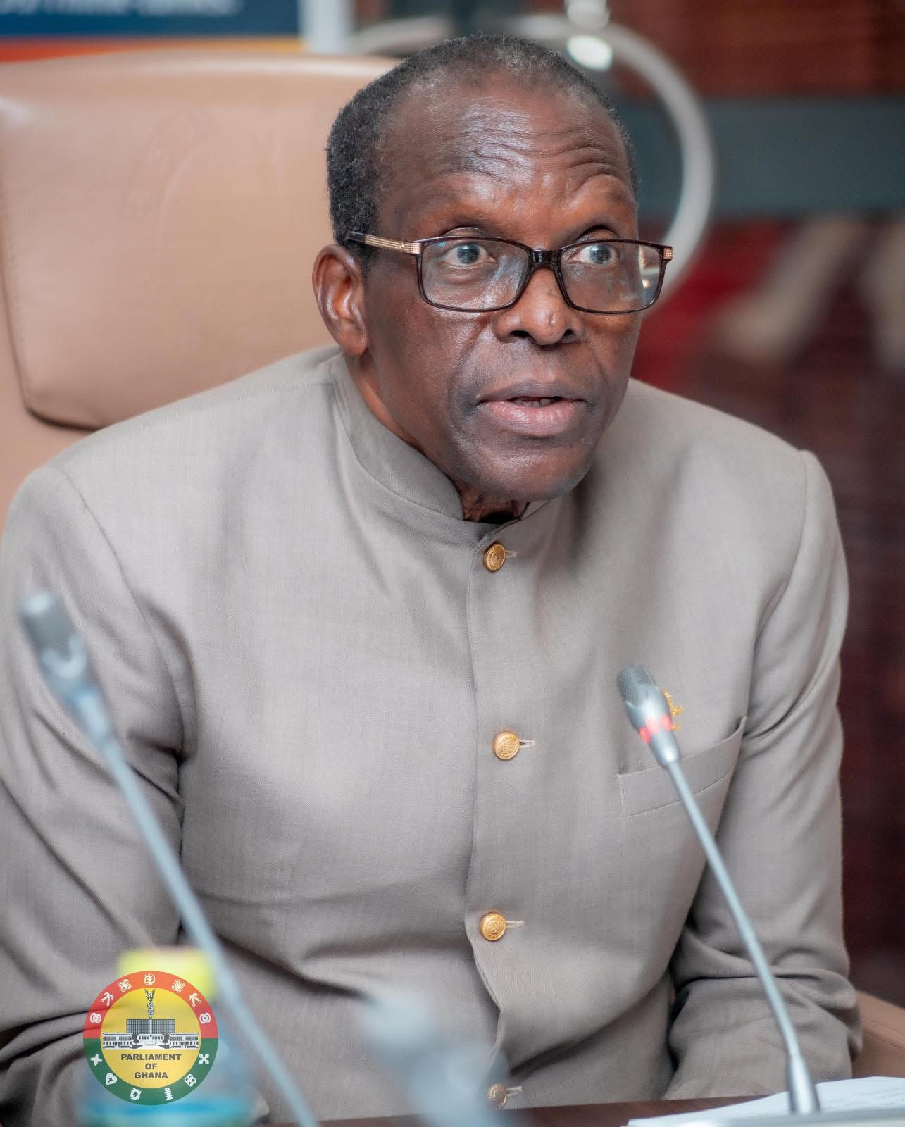 Speaker swears in new parliamentary press corps leaders