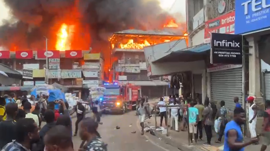 Adum fire outbreak: President Mahama assures government support for victims
