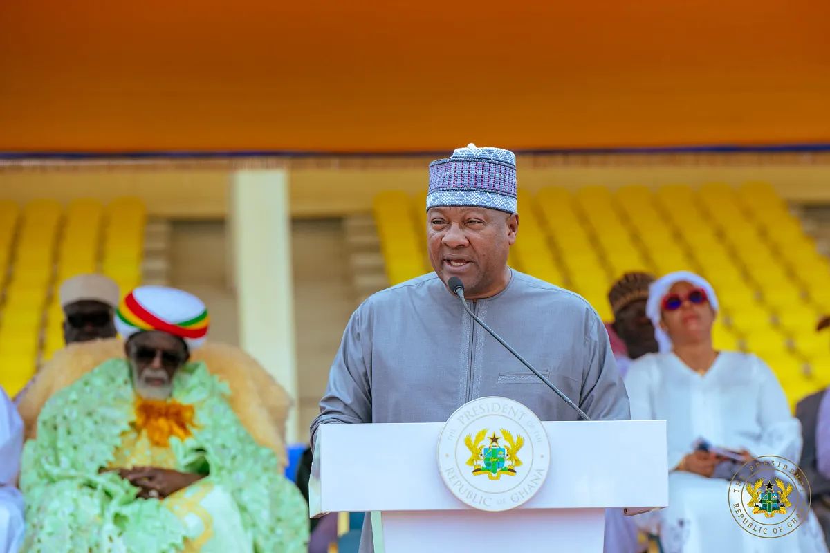 Mahama vows to demolish buildings blocking waterways to prevent floods