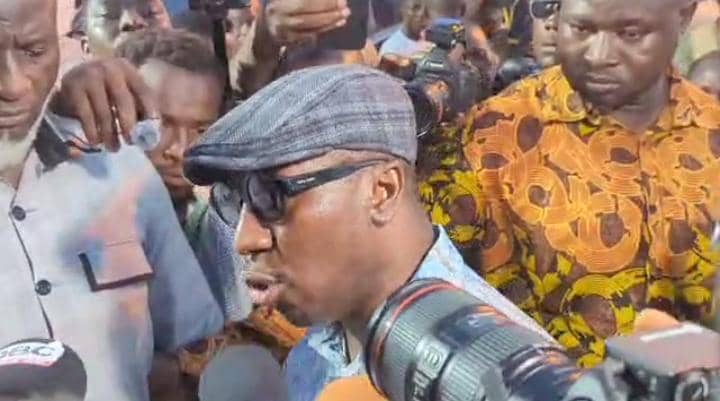 Minority leader urges end to political retribution