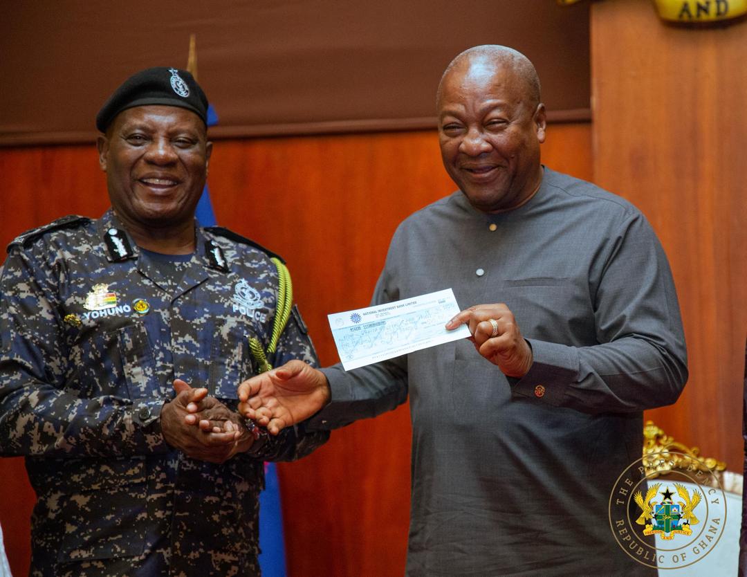 Security agencies donate GH¢1 million to MahamaCares