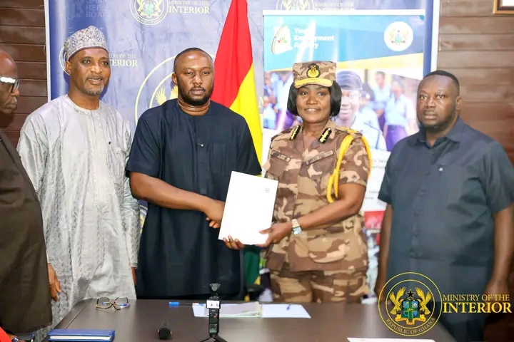 Prisons Service, YEA sign MOU to recruit 5,000 youth as prisons assistants