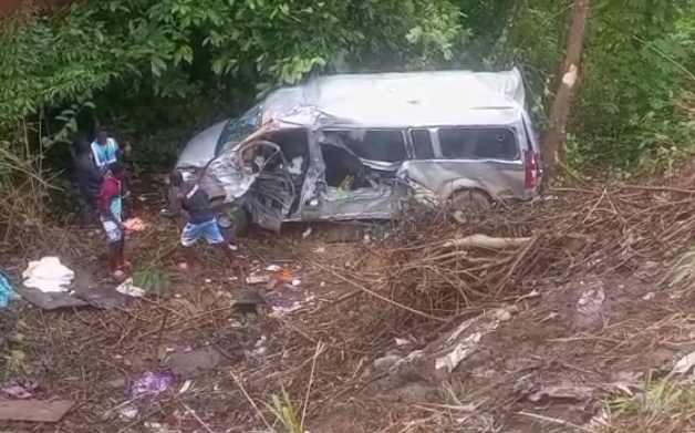14 injured in near-fatal crash on Accra-Kumasi highway