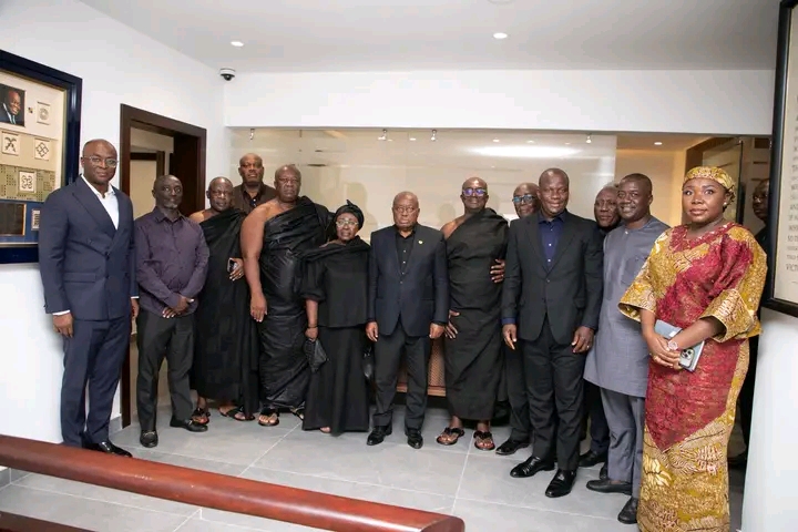 Otumfuo formally informs Akufo-Addo of passing of Asantehemaa