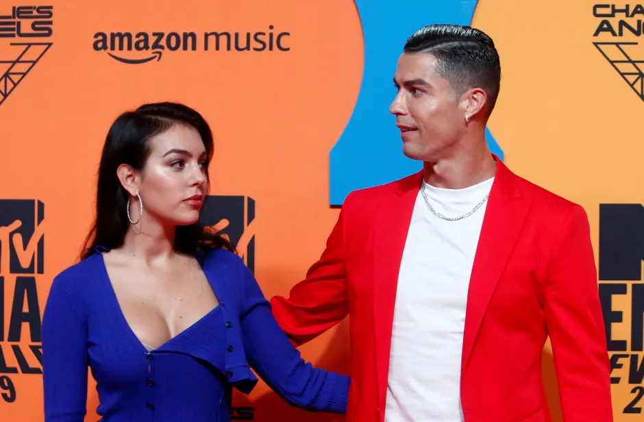 Cristiano Ronaldo engages longtime girlfriend Georgina Rodriguez