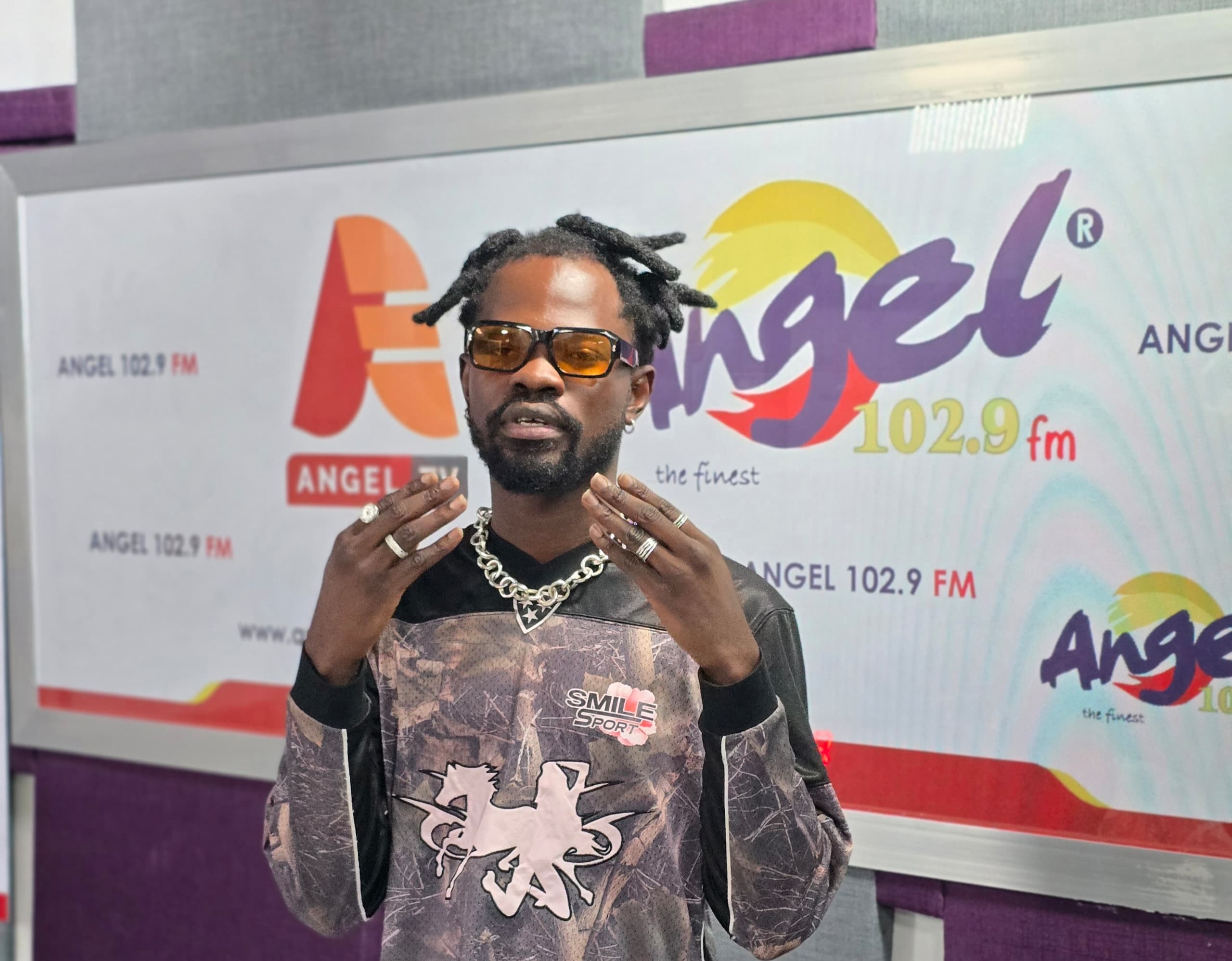Fameye sparks debate with advice against womanizing