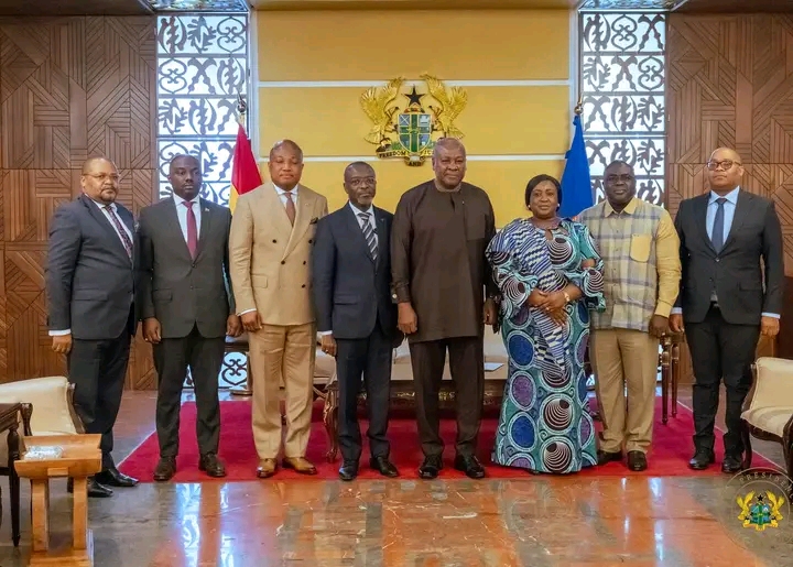 Mahama pays tribute to outgoing Ambassadors