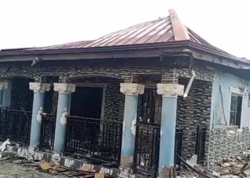 C/R: Fire razes 5-bedroom apartment at New Winneba