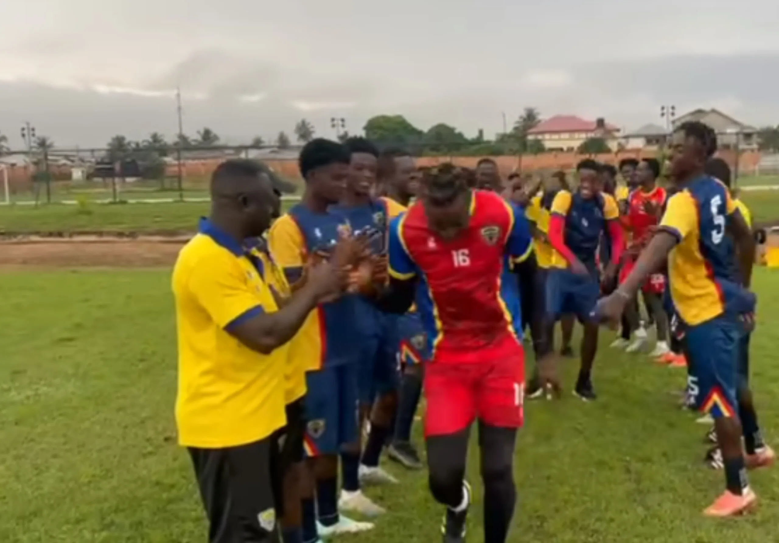 Benjamin Asare gets hero’s welcome from Hearts playing body