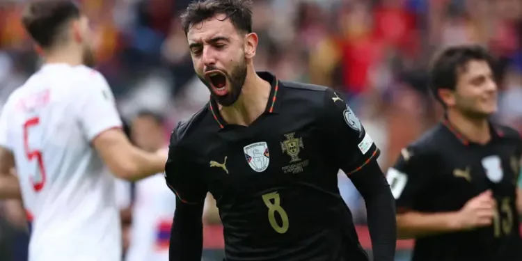 Fernandes hat-tricks helps Portugal reach World Cup