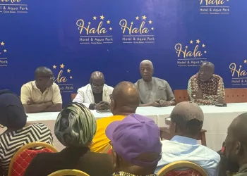 Baba Kamara stays with ECOWAS observation mission in the wake of crisis